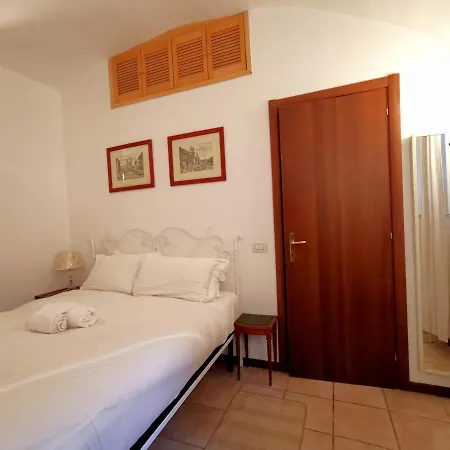 Colosseo Home Roma Esterno foto